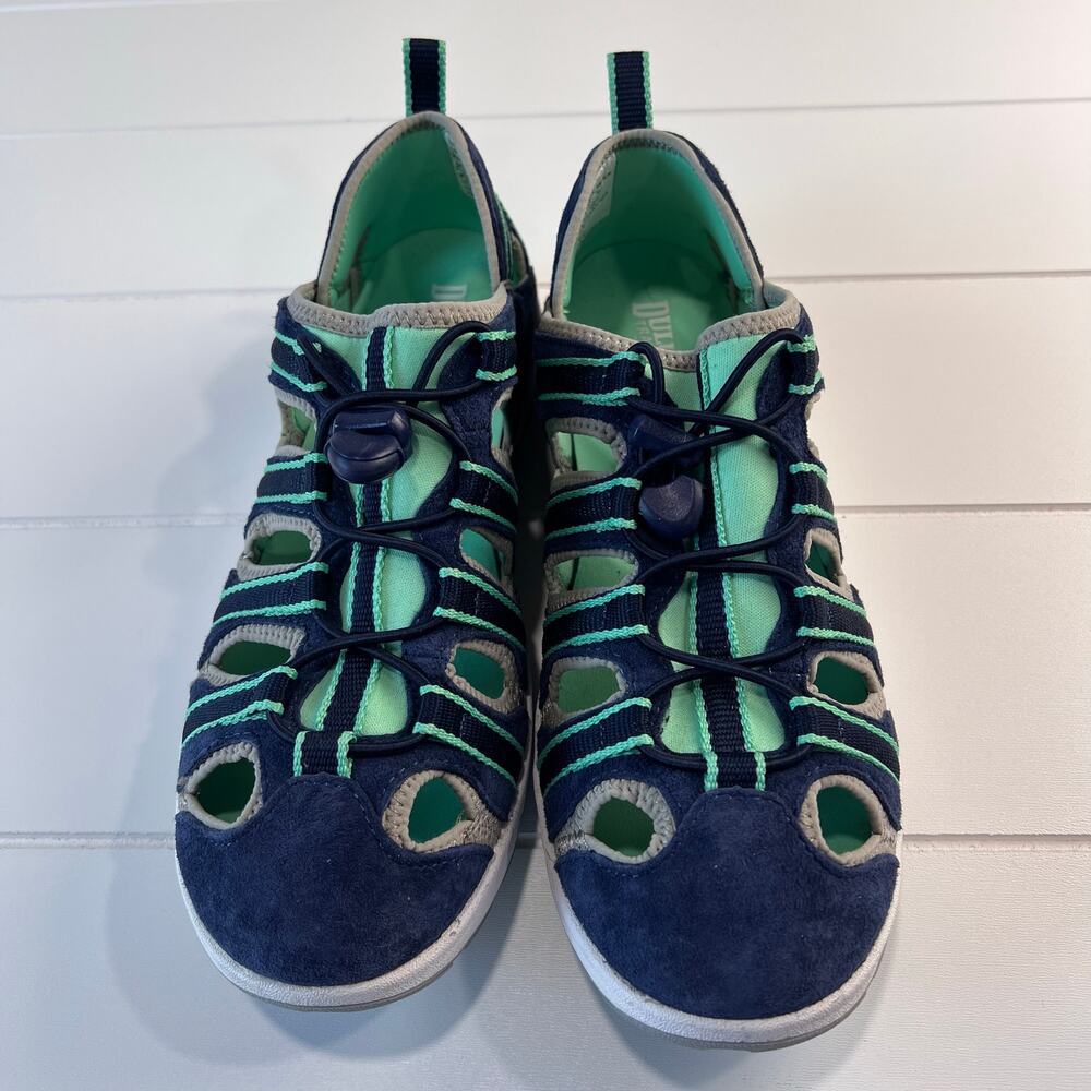 Duluth Women’s sandals Water shoes size 8.5 Blue Green